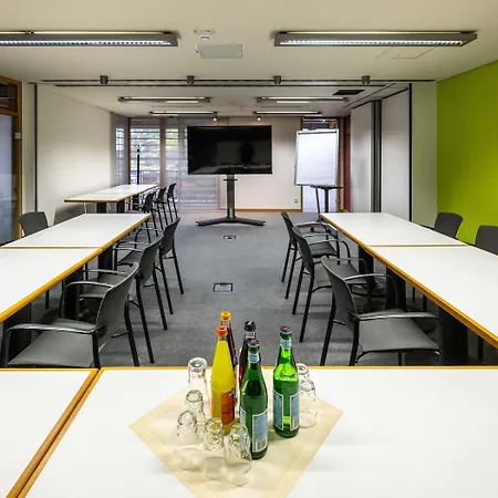 Serways Bruchsal West ホテル