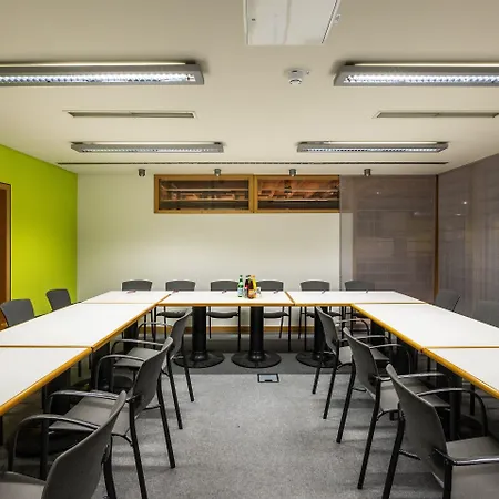 ホテル Serways Bruchsal West